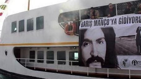 Barış Manço Gidişinin 17. Yılında da Unutulmadı! haber görseli