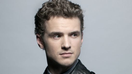 Freddie Stroma, H.G. Wells’i Canlandıracak	
 haber görseli
