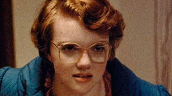 Stranger Things’in Barb’ı Geçmişi Hakkında Konuştu haber görseli