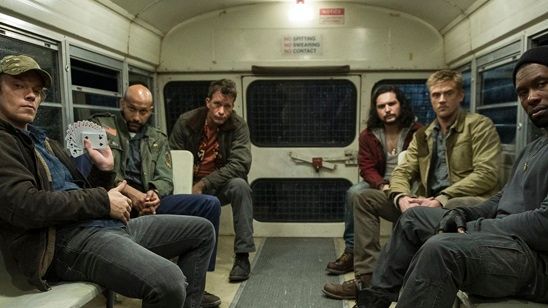Predator Setinden Yeni Fotoğraf Geldi. Alfie Allen ve Thomas Jane İş Başında! haber görseli