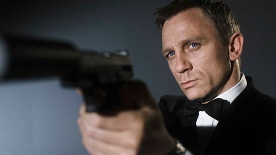 James Bond Yazarları "Bond 25" İçin Geri Dönecek!