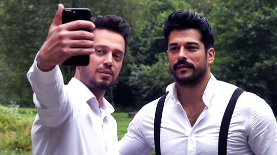 "Kardeşim Benim 2"nin Yakışıklıları Çamlıhemşin'i Çalkaladı! haber görseli