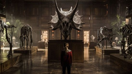 "Jurassic World: Yıkılmış Krallık"tan Kamera Arkası Videosu! haber görseli