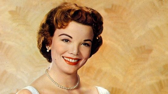 3 Emmy Ödüllü TV Yıldızı Nanette Fabray Hayatını Kaybetti! haber görseli