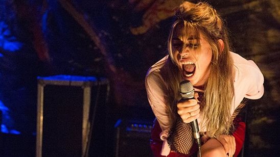 Türkiye’nin İlk Punk Filmi "Arada" Vizyon Tarihini Aldı! haber görseli