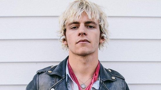 Sabrina Uyarlamasında Harvey Kinkle’ı Kimin Canlandıracağı Belli Oldu haber görseli