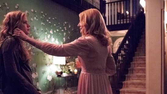 Amy Adams’lı ‘Sharp Objects’in Teaser Fragmanı Geldi haber görseli