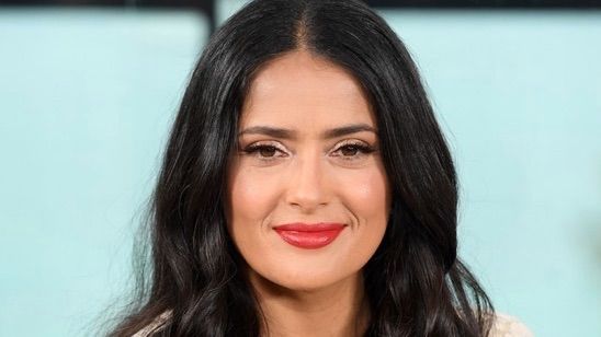 Salma Hayek Netflix’e Dizi Yapıyor! haber görseli