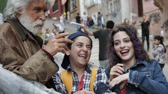 "Bücür" Bugün İtibariyle Sinemalarda! haber görseli