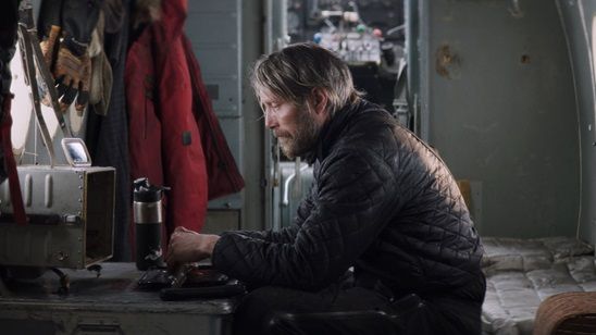 Mads Mikkelsen “Arctic” Posterinde Yardım Çağrısında Bulunuyor! haber görseli