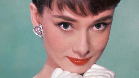Audrey Hepburn’ün Hayatı Dizi Oluyor haber görseli