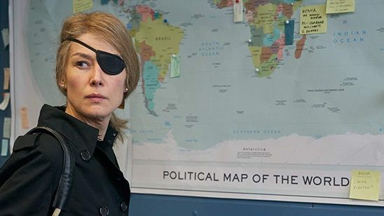 Rosamund Pike’lı “A Private War”dan Yeni Poster Geldi! haber görseli