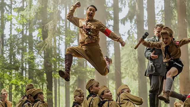 Taika Waititi, "Jojo Rabbit"i Yalnız Annelere Armağan Ediyor haber görseli