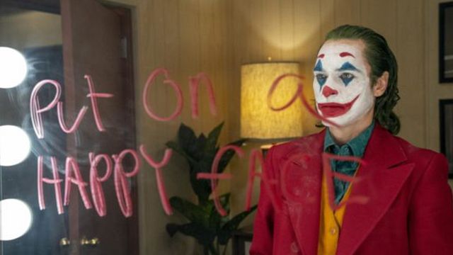 Joaquin Phoenix'li "Joker"ın Yeni Görselleriyle Filmi Keşfe Çıkıyoruz haber görseli