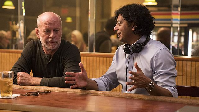 M. Night Shyamalan'ın Gelecek Filmleri "Tuhaf ve Karanlık" Olacak haber görseli