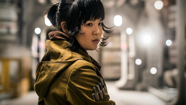 Crazy Rich Asians Yönetmeni Star Wars'un Rose Tico'suna Dizi Çekmek İstiyor haber görseli