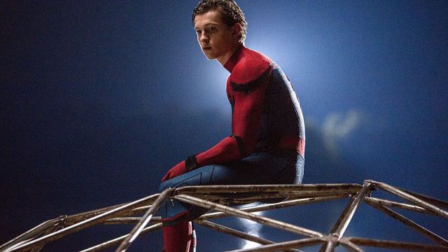 Tom Holland, Neden Instagram'ı Bıraktı? haber görseli