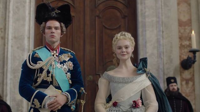 Elle Fanning ve Nicholas Hoult'lu Dönem Dizisi The Great'in Fragmanı Yayında haber görseli