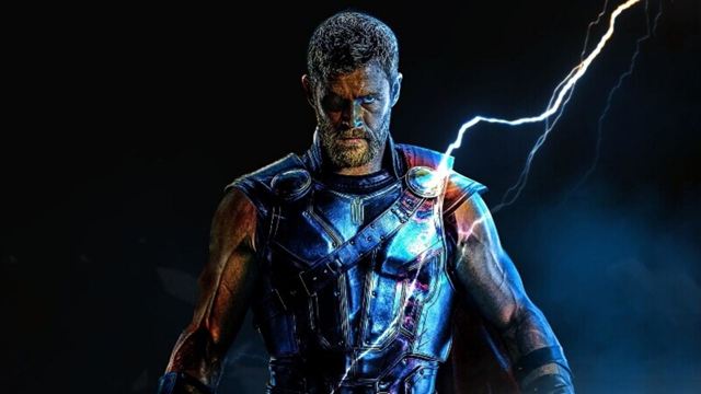 Chris Hemsworth, "Thor: Love and Thunder" Galasına Katılma Şansından Bahsetti!