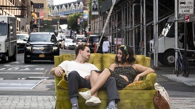 Selena Gomez'in Yapımcısı Olduğu "The Broken Hearts Gallery"den Fragman! haber görseli