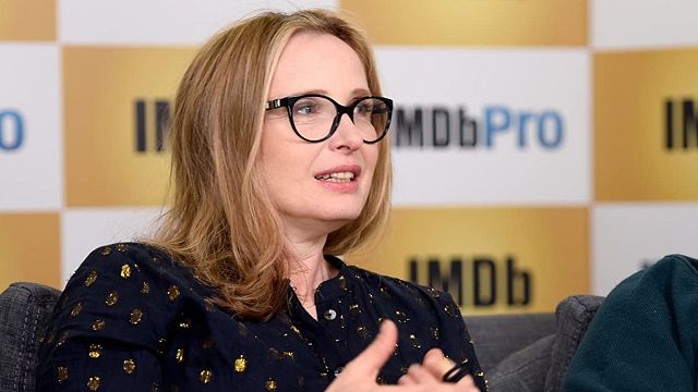 Sarah Jones, Giovanni Ribisi ve Alexia Landeau, Julie Delpy Dizisi ‘On the Verge’in Kadrosunda haber görseli