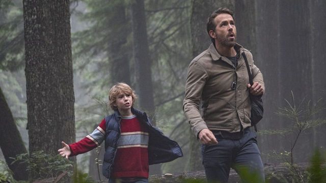 Mark Ruffalo, Ryan Reynolds'lı "The Adam Project"ten Yeni Görsel Paylaştı haber görseli