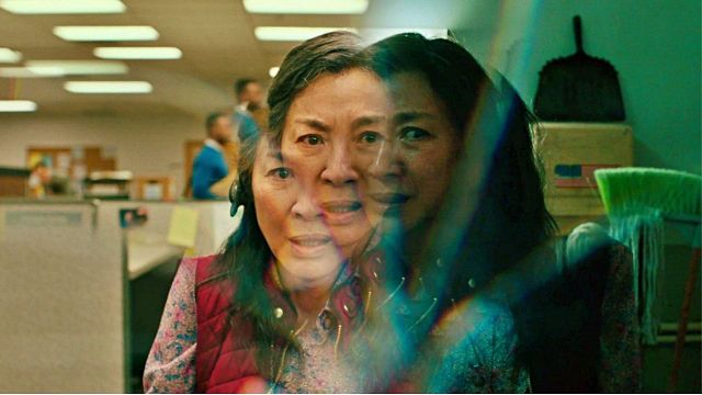 "Her Şey Her Yerde Aynı Anda" Filminden Altyazılı Fragman! haber görseli