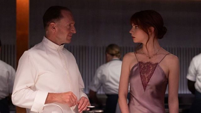 Anya Taylor-Joy ve Ralph Fiennes'lı "The Menu"den Yeni Fragman haber görseli