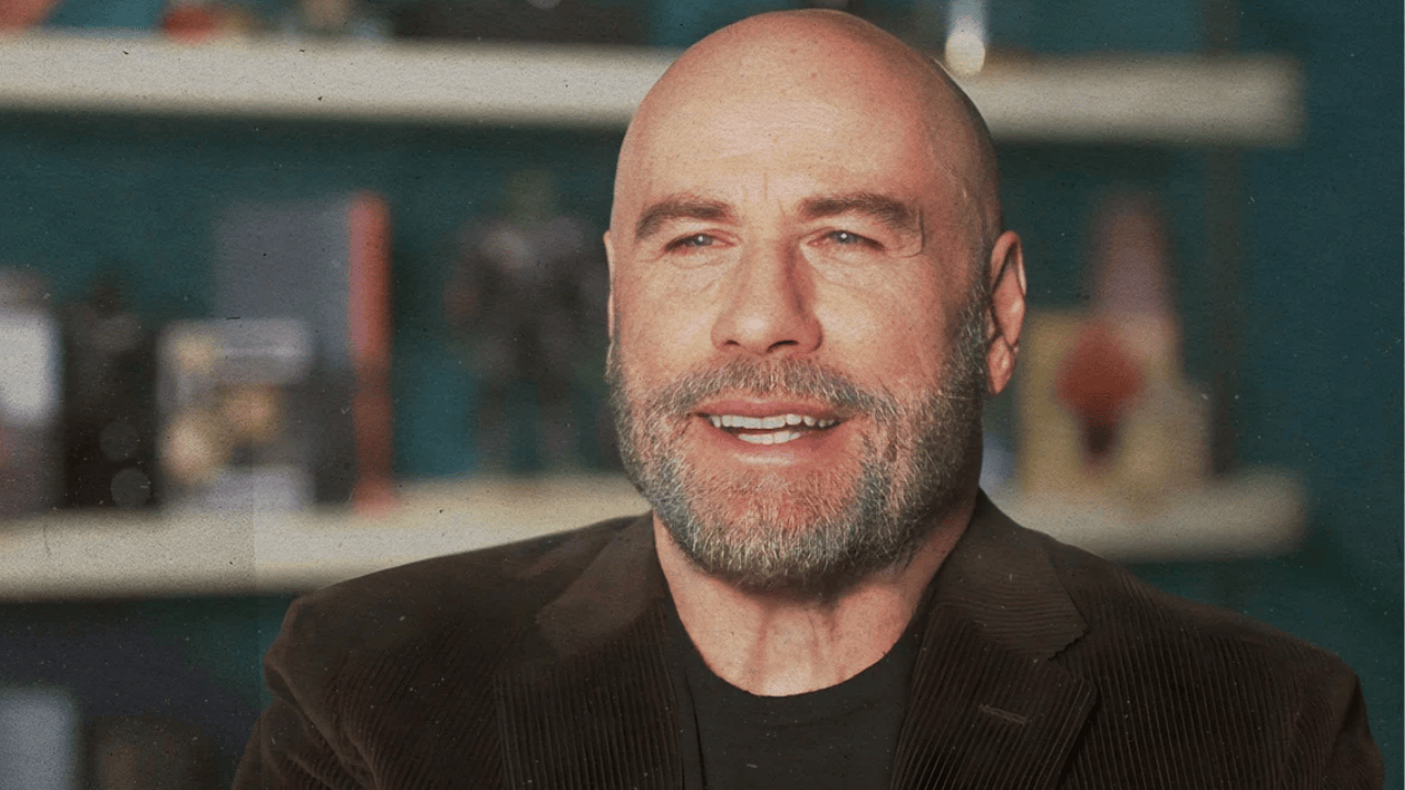John Travolta'nın 72 Yaşında Çektiği Film Festival Yolcusu!