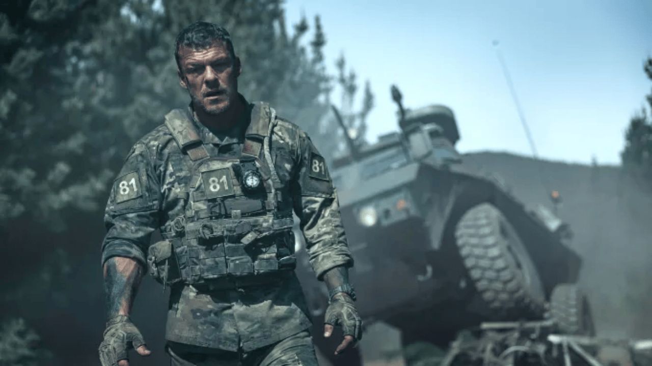 "Reacher"ın Yıldızı Vahşi Doğada: Alan Ritchson, Netflix’in Yeni Yarışmasını Sunacak!