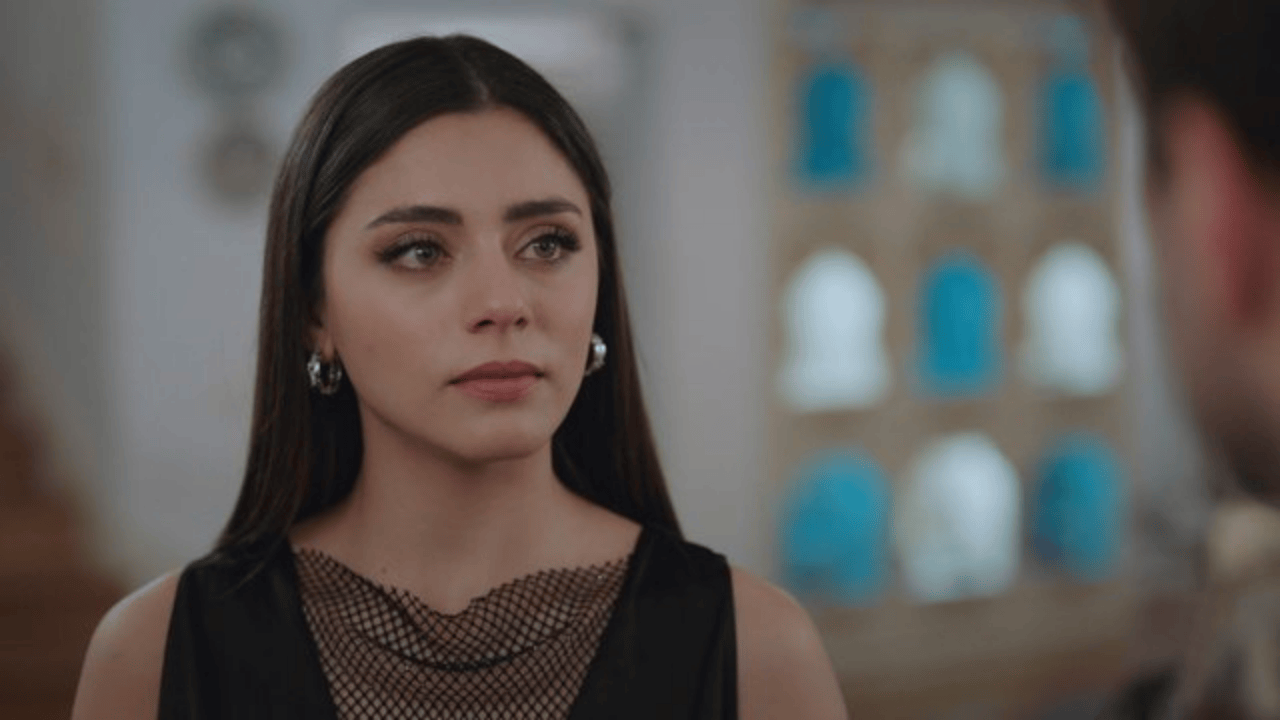 Sıla Türkoğlu, "Kızılcık Şerbeti"ne Veda Ediyor