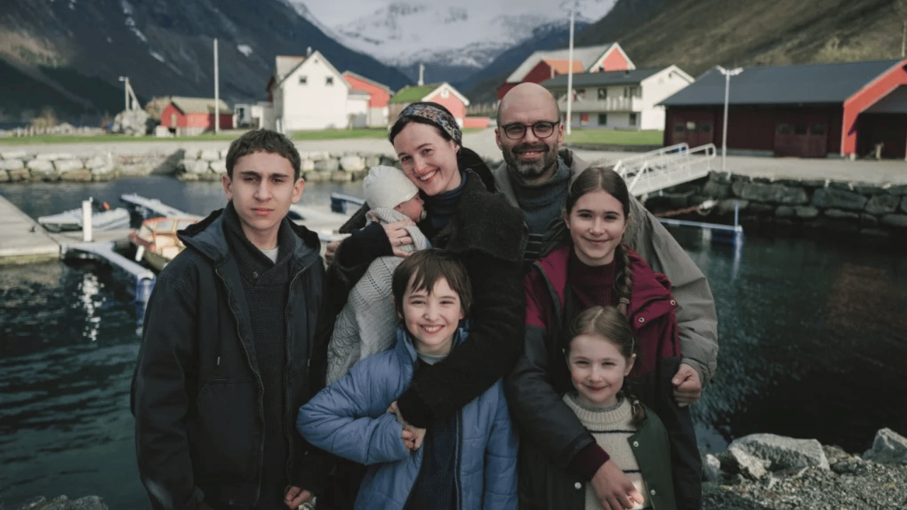 Cannes'da Altın Palmiye Kazanan Cristian Mungiu Başyapıtı "Fjord"dan İlk Fragman Geldi