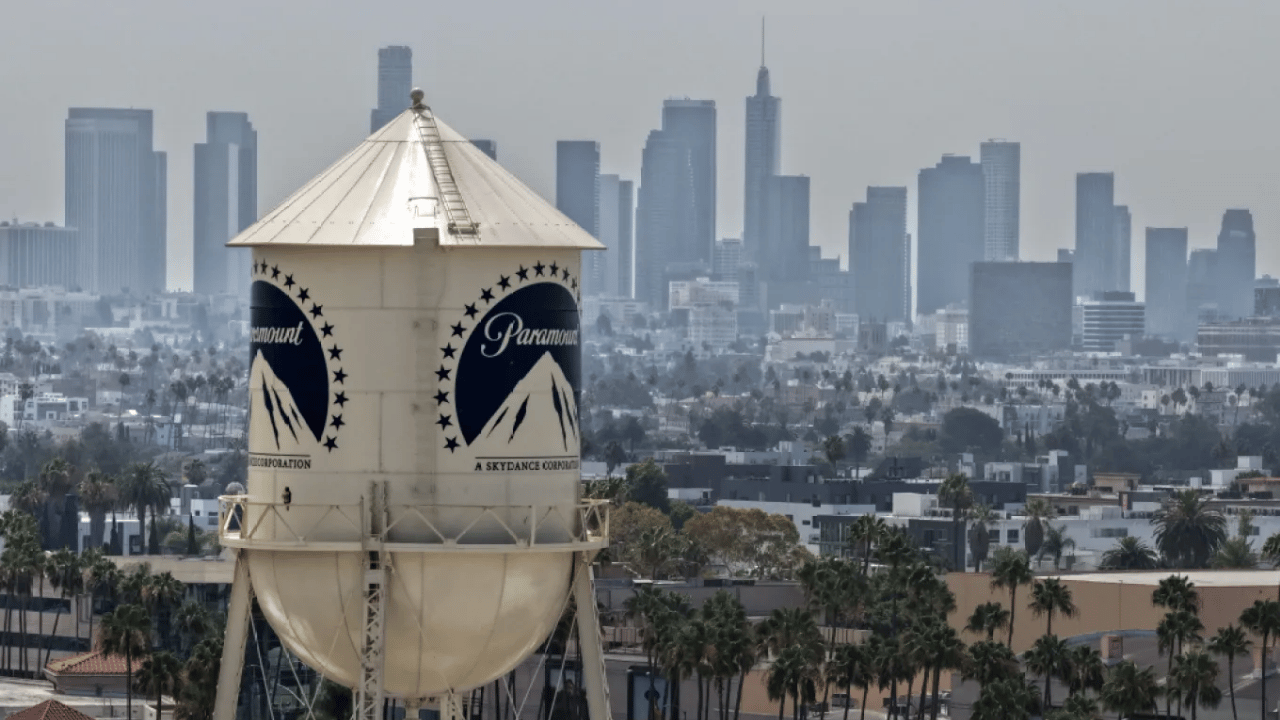 Paramount ve Warner Bros. Birleşmesine Yargı Engeli