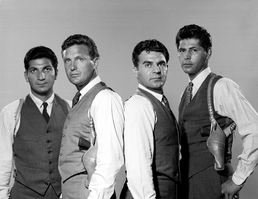 The Untouchables: Fotoğraf Robert Stack, Paul Picerni isimlerini içeren 5 fotoğraftan 3 - Beyazperde.com