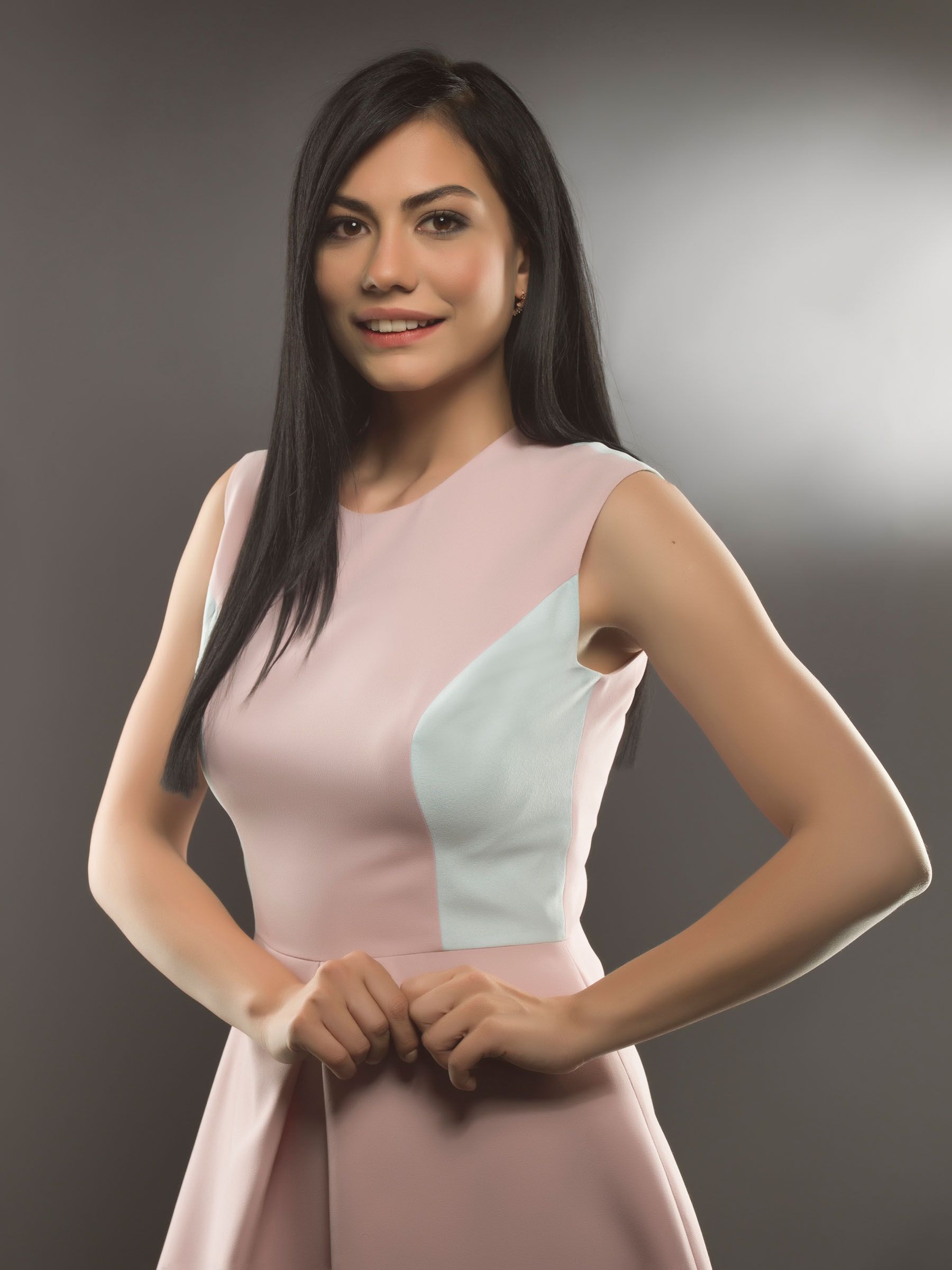 Demet özdemir'in ablası kiminle evli