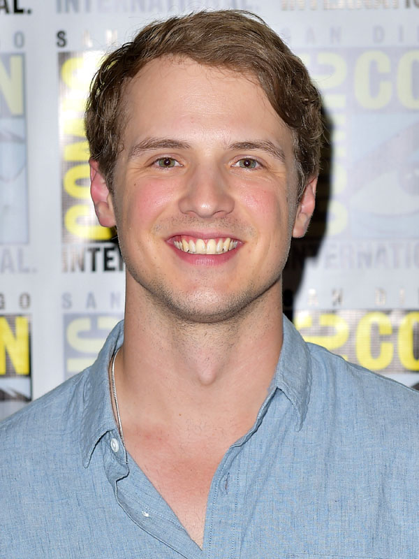 Freddie Stroma Beyazperde Com