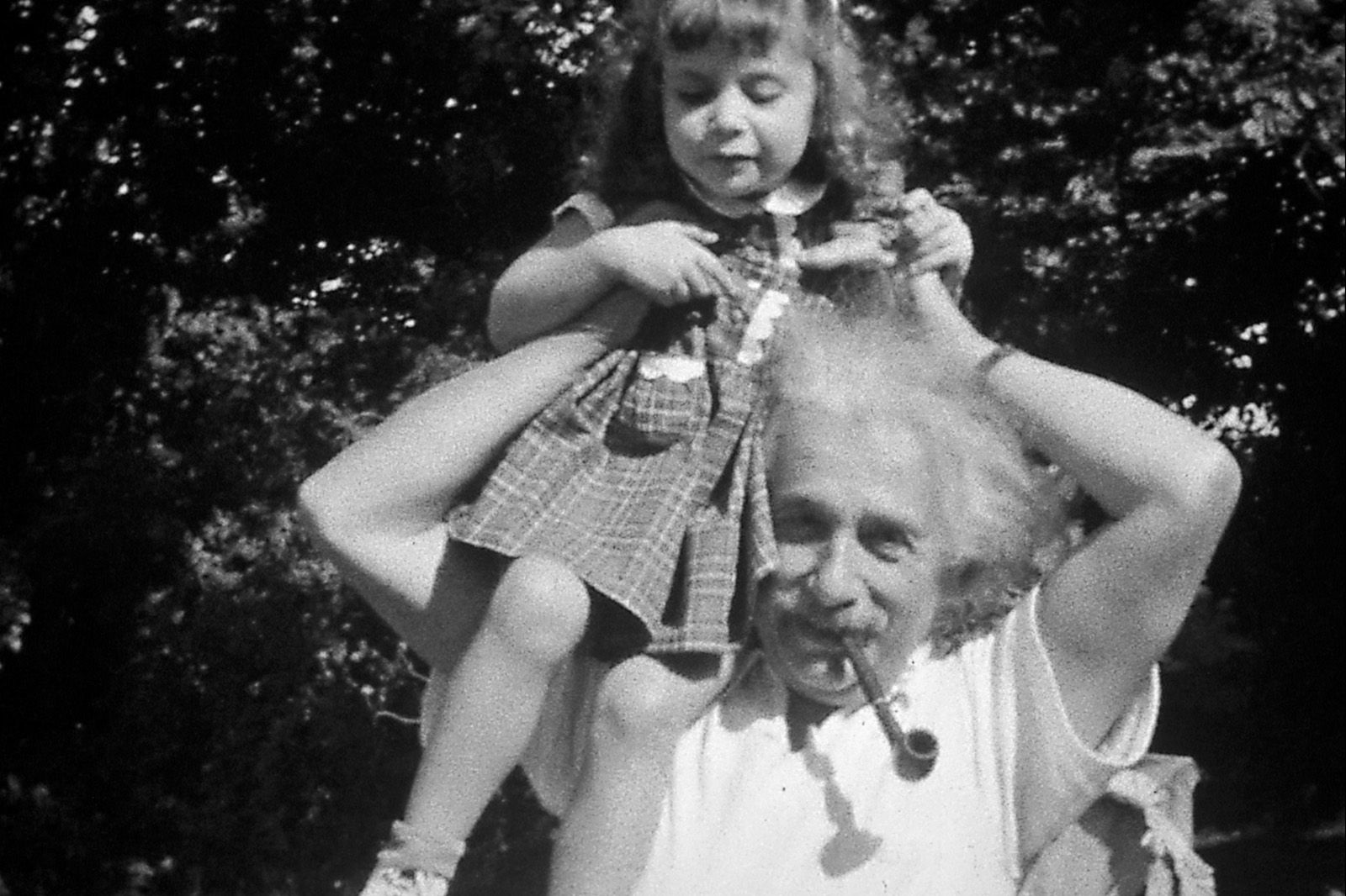 Einstein And The Bomb resimleri - Fotoğraf 18 - Beyazperde.com