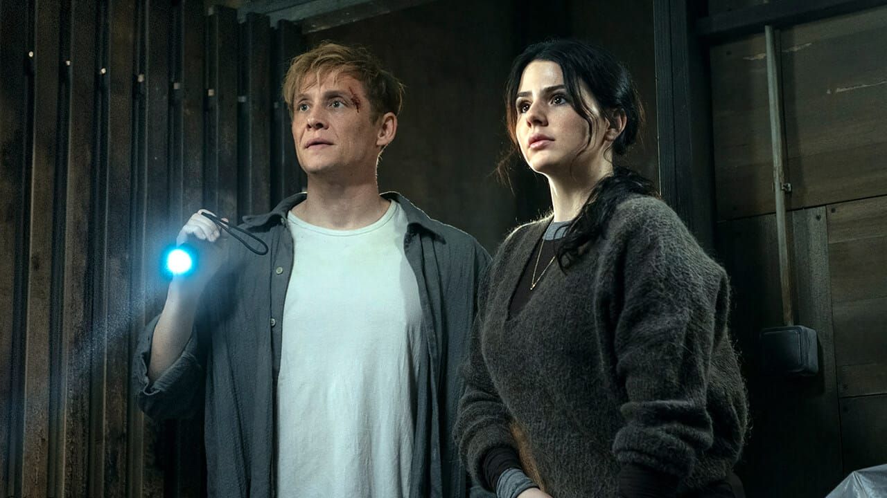 Tuğla : Fotoğraf Matthias Schweighöfer, Ruby O. Fee