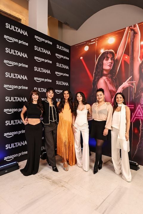 Sultana : Vignette (magazine)