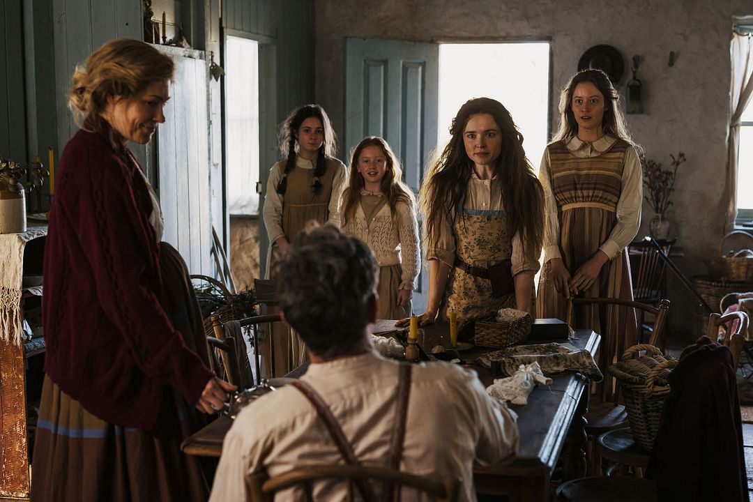 Fotoğraf Philippa Northeast, Abbie Grace MacDonald, Mirrah Foulkes, Nathan Page