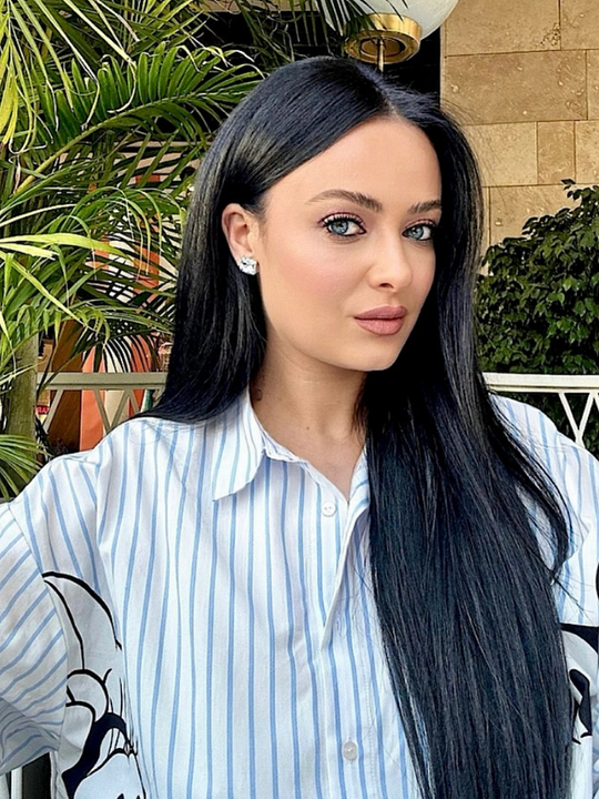 Afiş Ayşe Baçkır
