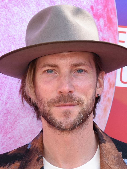 Afiş Troy Baker