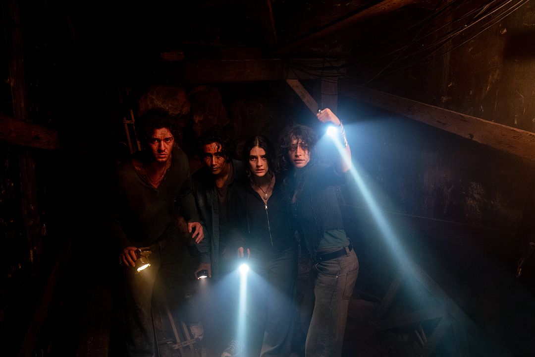 Until Dawn: Şafağa Kadar : Fotoğraf Ella Rubin, Odessa A’zion, Michael Cimino (II), Belmont Cameli