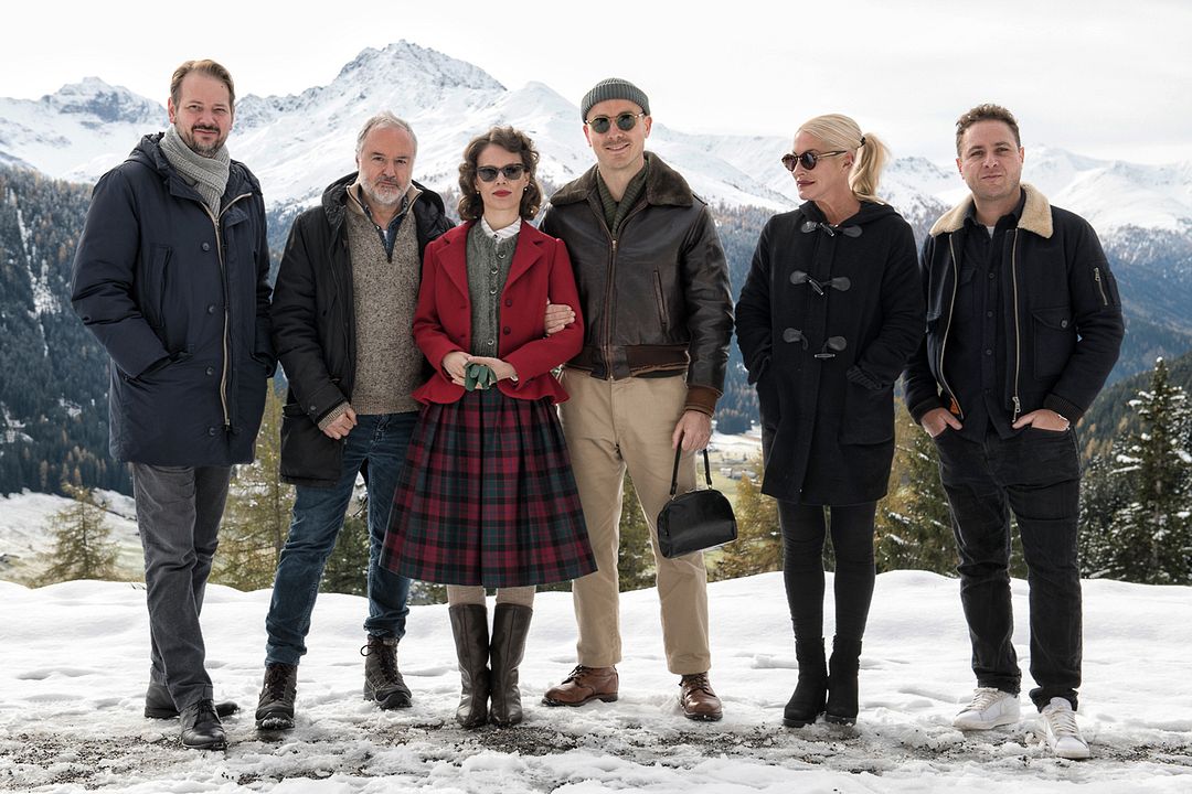 Stiller : Fotoğraf Paula Beer, Albrecht Schuch