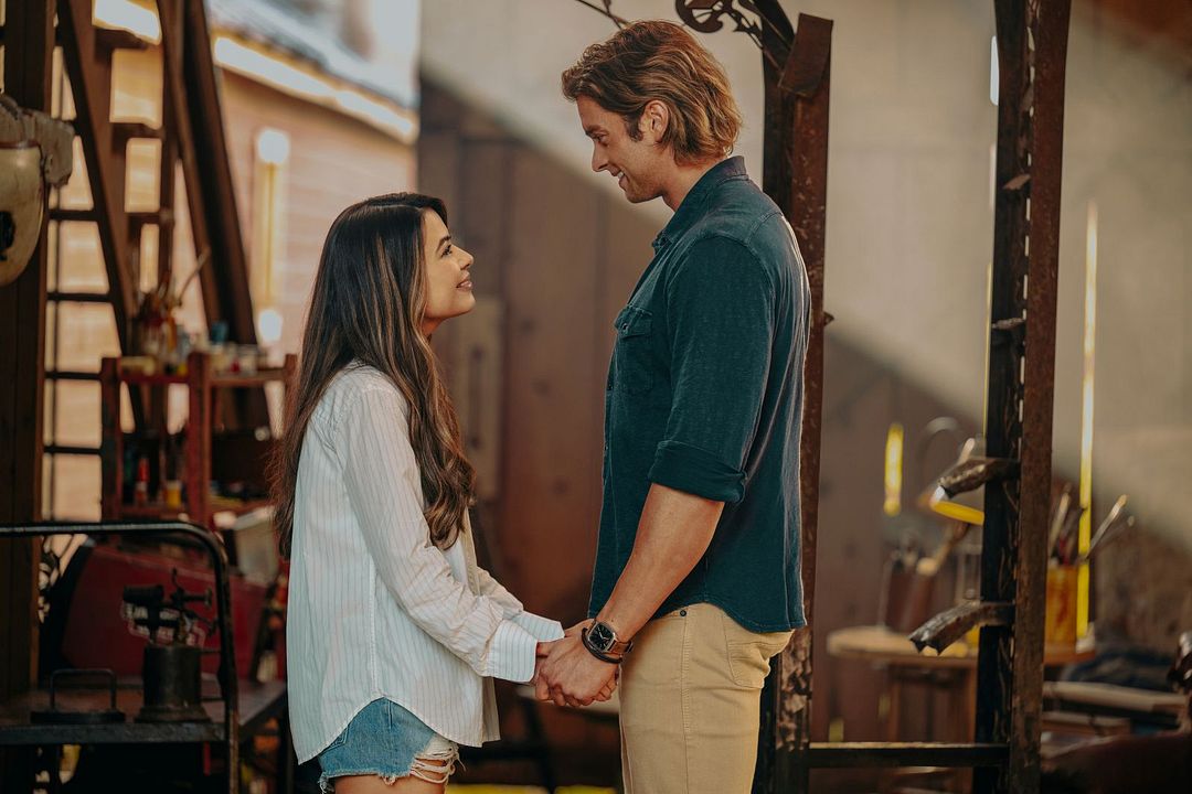 Öteki Paris : Fotoğraf Miranda Cosgrove, Pierson Fodé