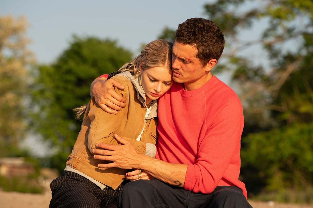 Eenie Meanie : Fotoğraf Samara Weaving, Karl Glusman