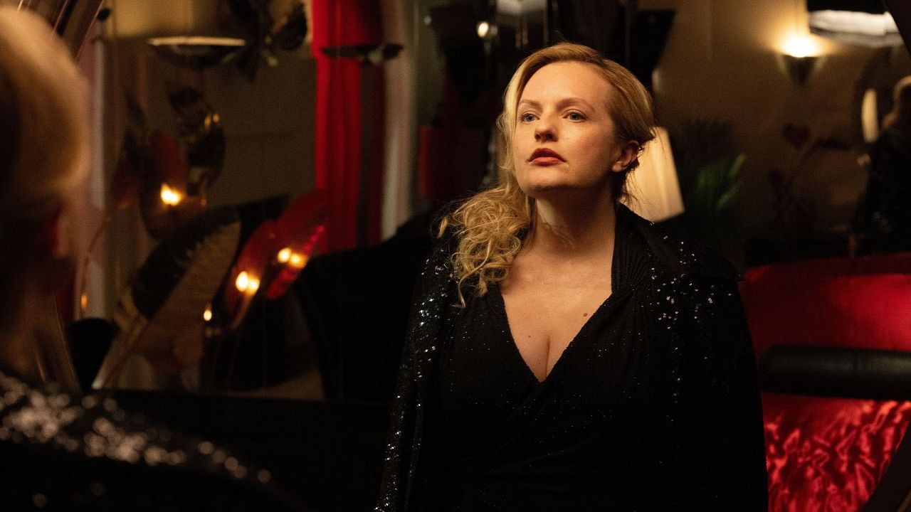 Shell: Güzellik Merkezi : Fotoğraf Elisabeth Moss