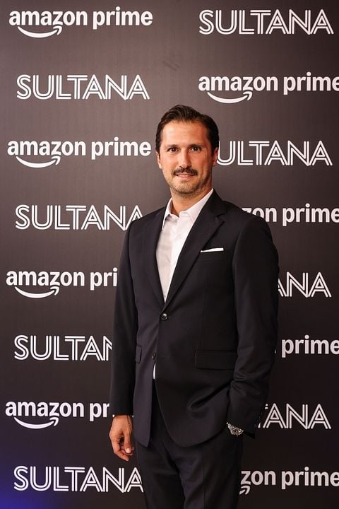 Sultana : Vignette (magazine)