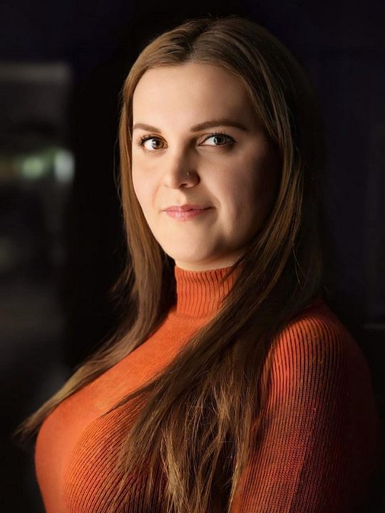 Afiş Azade Nuran Koç