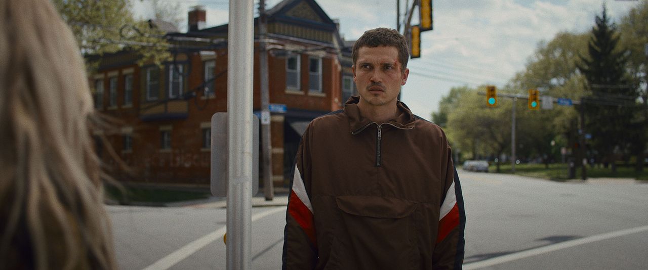 Eenie Meanie : Fotoğraf Karl Glusman